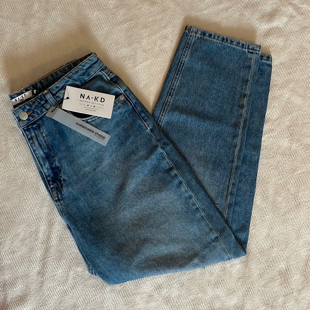NA-KD destroyed detail mom jeans. Size 40 EU (12 US).